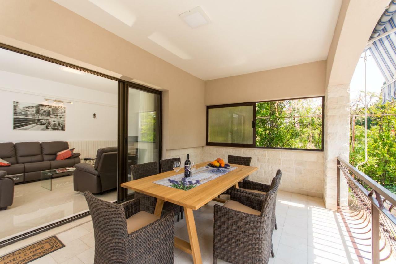 טרוגיר Holiday Home Ruzmarin מראה חיצוני תמונה
