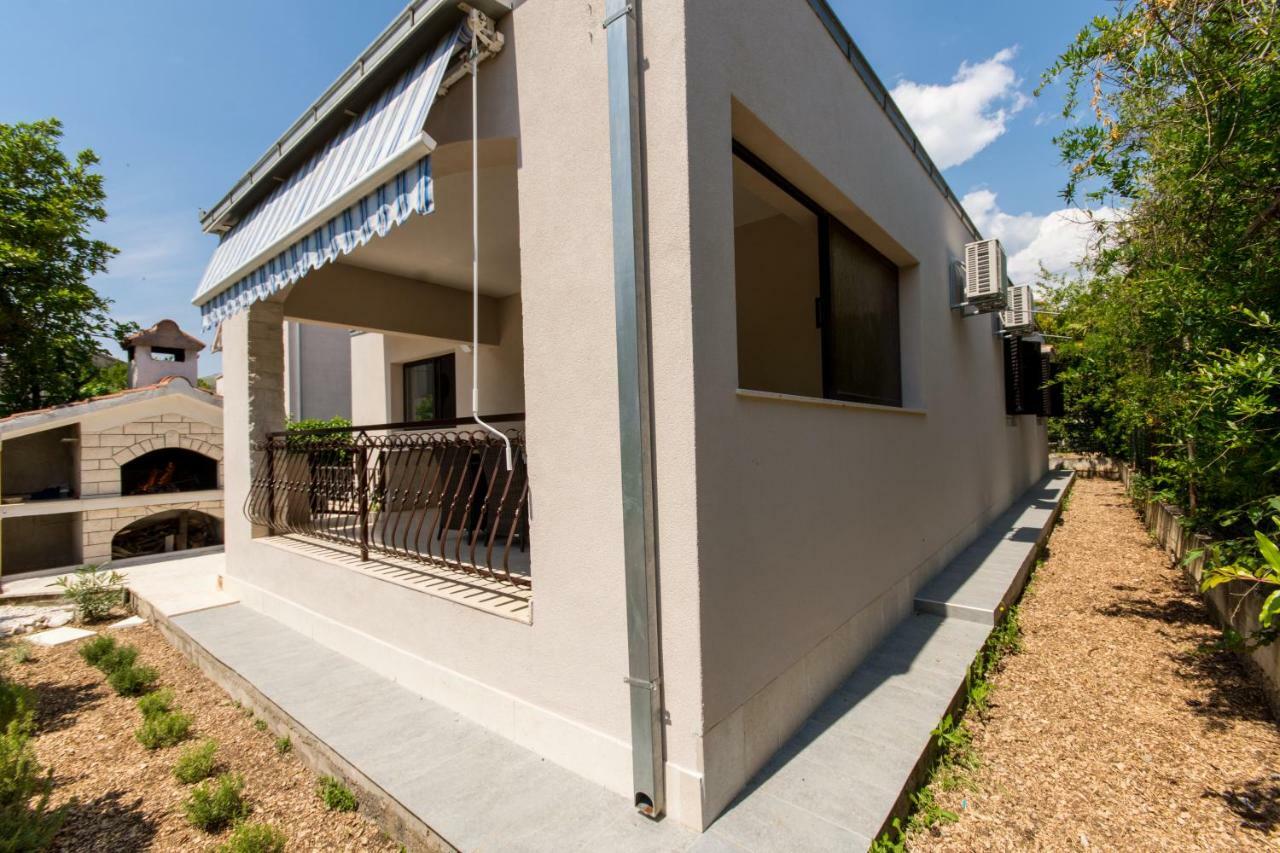 טרוגיר Holiday Home Ruzmarin מראה חיצוני תמונה