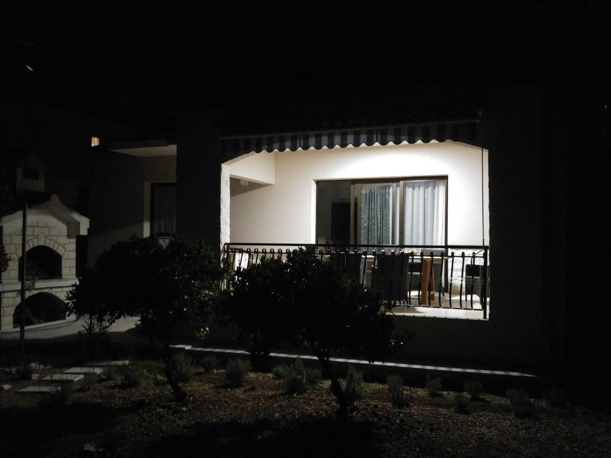 טרוגיר Holiday Home Ruzmarin מראה חיצוני תמונה